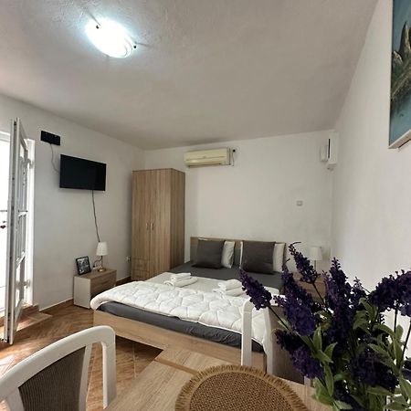 Apartman Nina Risan Dış mekan fotoğraf